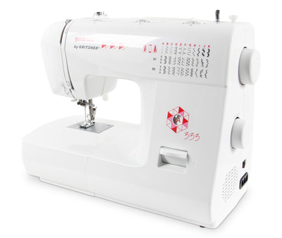 Eine weiße DORINA 333 Nähmaschine von GRITZNER-Shop mit 33 Nutz- und Zierstichen auf der Frontplatte, einem Stichwahlrad und dem aufgedruckten Markennamen GRITZNER-Shop.