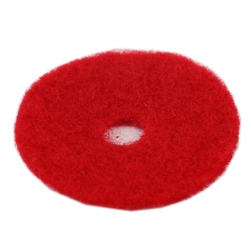 Die GRITZNER-Shop Filzscheibe für Spulenhalter für viele Haushaltsnähmaschinen ist eine runde, rote Filzscheibe mit flauschiger Oberfläche und Mittelloch, abgebildet auf weißem Hintergrund. Perfekt als Spulenhalter-Zubehör für Haushaltsnähmaschinen.